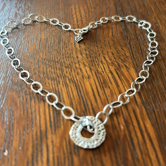 Stamped silver Silpada large link chain necklace w floating hammered pendant - Picture 2 of 11
